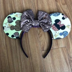 Disney Minnie Ears Safari